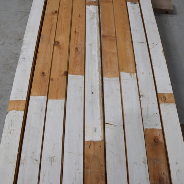 Oude geverfde planken 9 cm breed