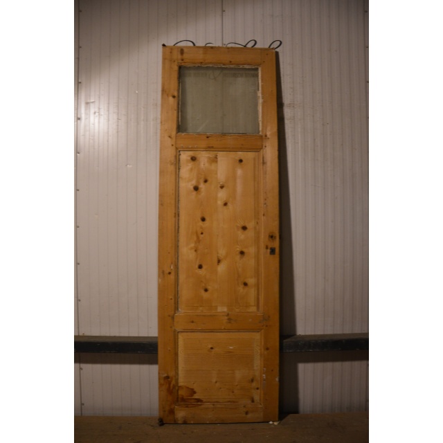 Oude geloogde deuren  