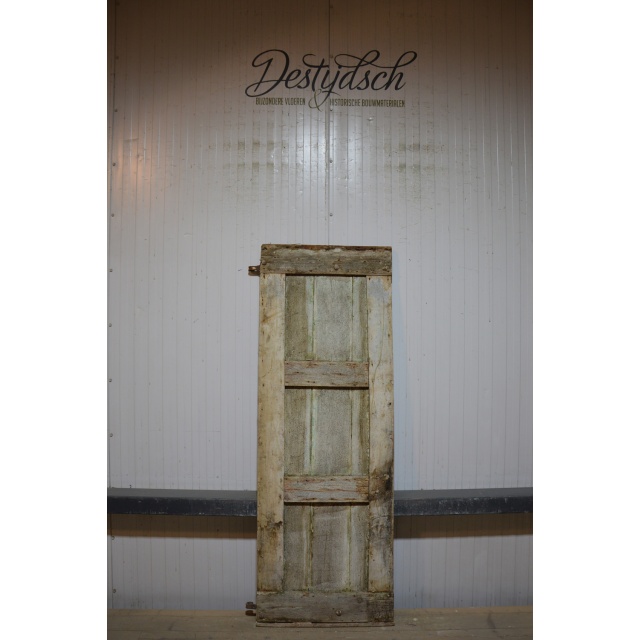 Oude geloogde eiken luik