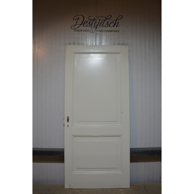 Oude tweevaks paneeldeur 