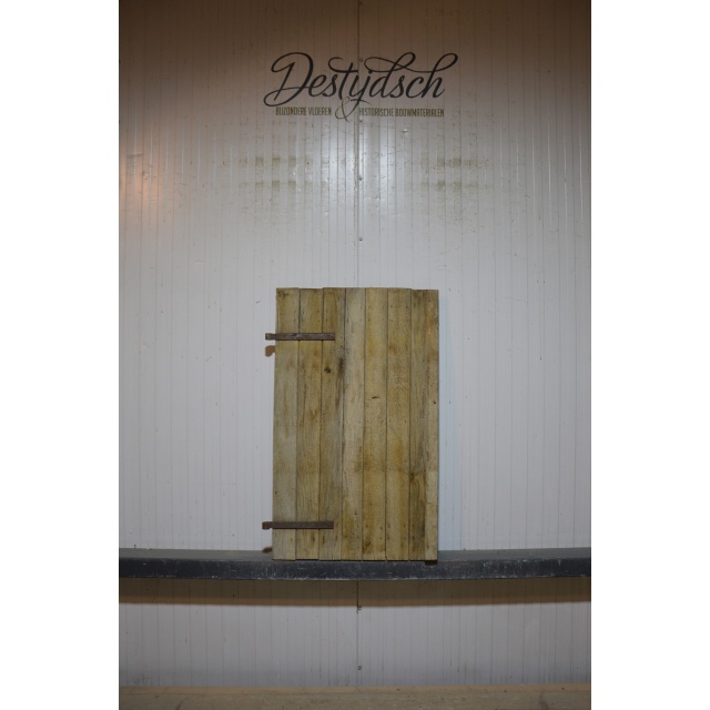 Oud geloogd eiken luik 