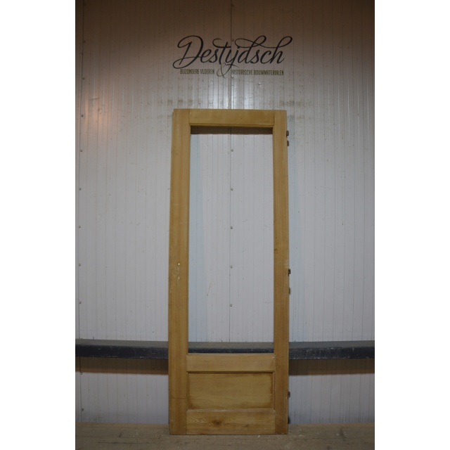Oude geloogde deur 