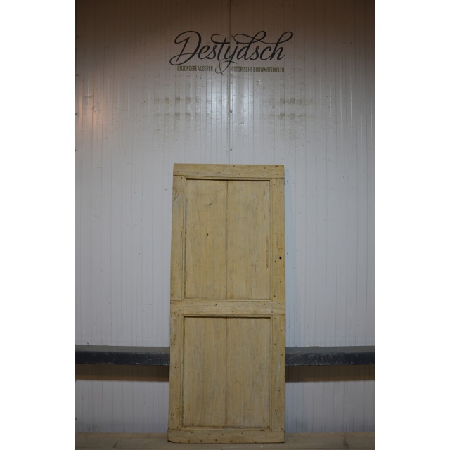 Oude geloogde deur 