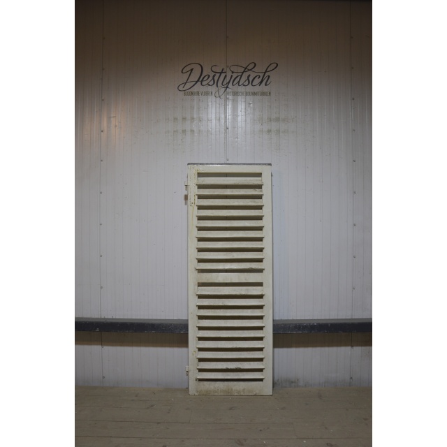 ​​Oude louvreluik 