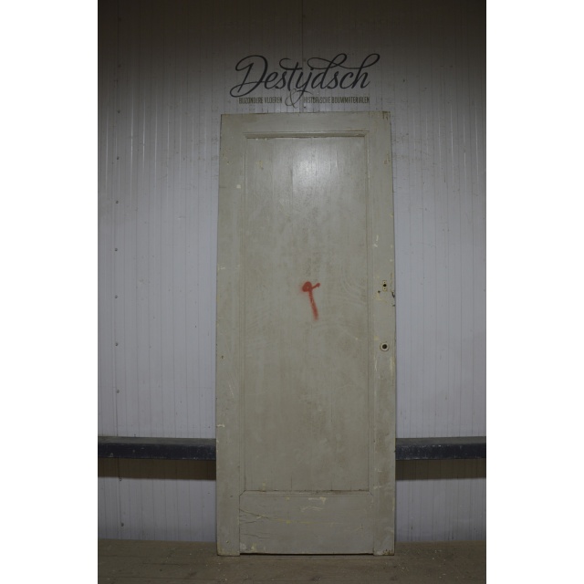 Oude paneeldeur met 1 vak 