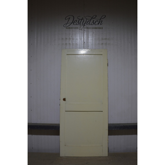 Oude tweevaks paneeldeur  