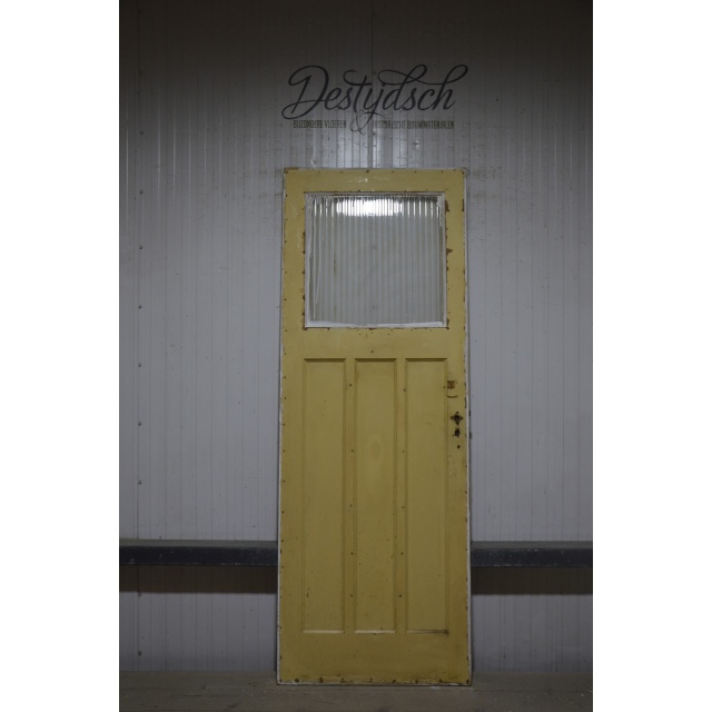 Oude Bruynzeeldeur met 3 staande vakken en 1 ruit  